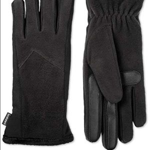 Isotoner Smart Dri Gloves
